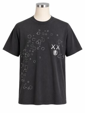 KAWS Black Unisex Celestial XX Graphic Streetwear Art Tee - Size M - Y2K